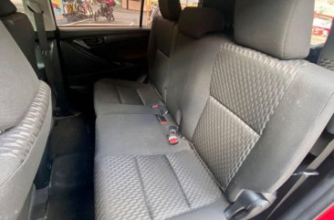 Selling Red Toyota Innova 2021 in Makati