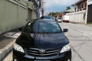 Selling Black Toyota Corolla Altis 2012 in Quezon