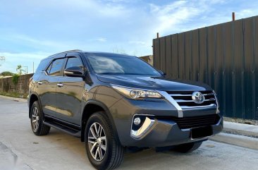 Selling Grey Toyota Fortuner 2017 in Cainta