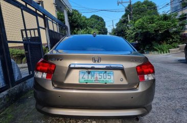 Silver Honda City 2010 for sale in Quezon