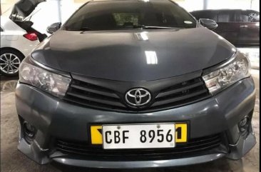 Selling Grey Toyota Corolla Altis 2016 in Manila