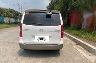 Selling White Hyundai Starex 2020 in Quezon City