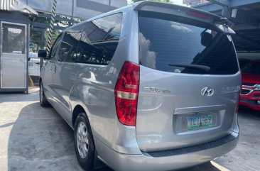 Silver Hyundai Starex 2011 for sale in Automatic