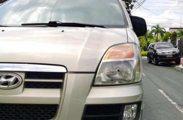 Silver Hyundai Starex 2005 for sale in Automatic