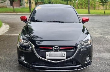 Sell Black 2016 Mazda 2 in Las Piñas