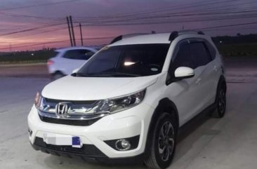 White Honda BR-V 2018 for sale in Automatic