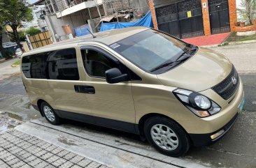 Sell Beige 2012 Hyundai Grand Starex in Cainta