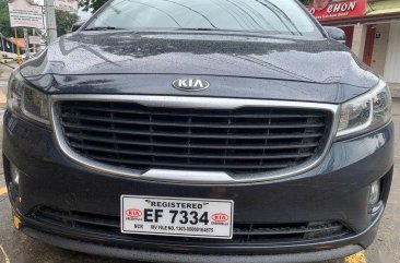 Grey Kia Carnival 2016 for sale in Automatic