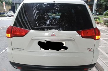  White Mitsubishi Montero 2012 for sale in Bacoor