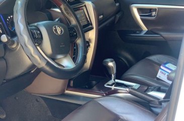 White Silver Toyota Fortuner 2018 for sale in Quezon City