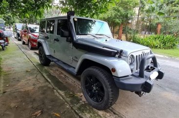 Selling Pearl White Jeep Wrangler 2012 in Quezon