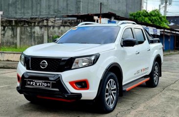 Pearl White Nissan Navara 2020 for sale in Automatic