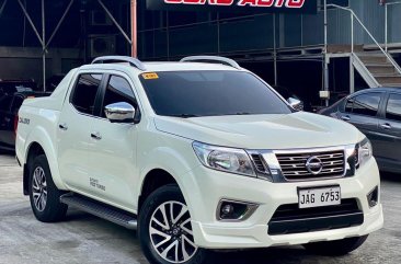 Pearl White Nissan Navara 2020 for sale in Makati