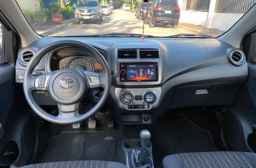 Selling Silver Toyota Wigo 2018 in Quezon City