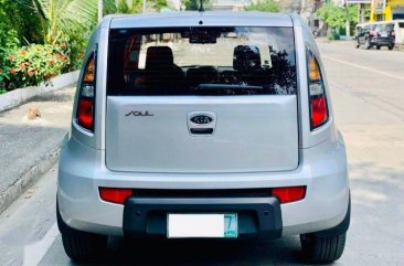 Silver Kia Soul 2011 for sale in Automatic