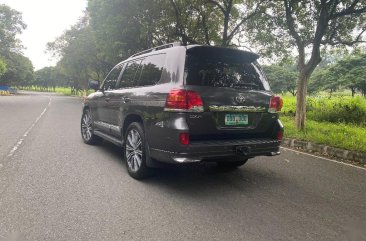 Sell Grey 2013 Toyota Land Cruiser in Manila