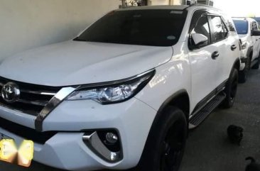 Sell Pearl White 2018 Toyota Fortuner in Binmaley