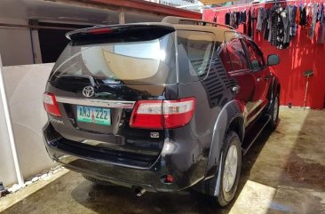 Selling Black Toyota Fortuner 2010 SUV in Biñan