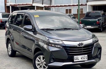 Selling Black Toyota Avanza 2019 in Makati