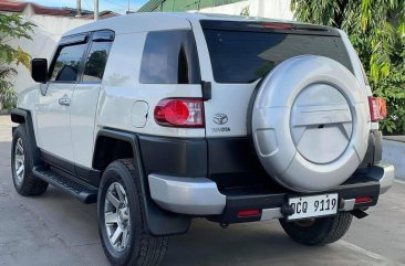 White Toyota Fj Cruiser 2016 for sale in Angeles