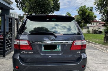 Selling Grey Toyota Fortuner 2010 in Angeles