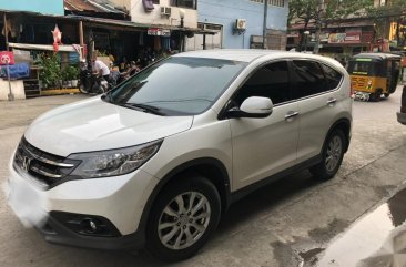 Pearl White Honda Cr-V 2013 for sale in Manila