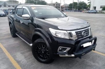 Selling Black Nissan Navara 2015 in Makati