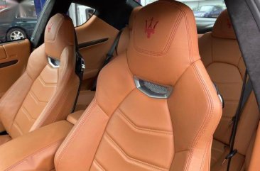 Selling Red Maserati GranTurismo 2014 in Makati