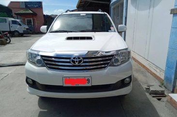 Selling White Toyota Fortuner 2014 in Imus