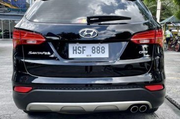 Black Hyundai Santa Fe 2013 for sale in Automatic