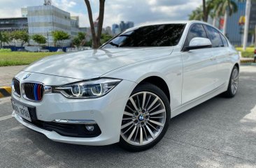 Sell White 2018 BMW 318d  in Pasig