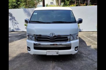 White Toyota Hiace 2015 Van for sale