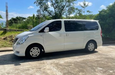  White Hyundai Grand Starex 2017 for sale in Quezon City