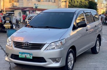 Sell Silver 2012 Toyota Innova in Makati