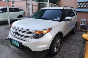 Pearl White Ford Explorer 2013 for sale in Quezon