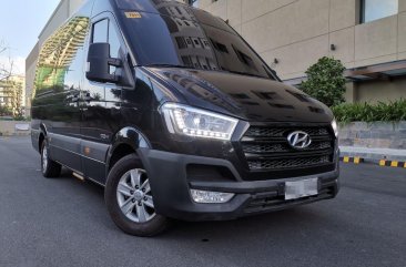 Selling Black Hyundai H350 2018 in Manila