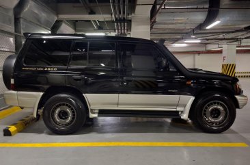 Selling Black Mitsubishi Pajero 2001 in Antipolo