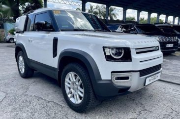 Selling White Land Rover Defender 2021 in Pasig