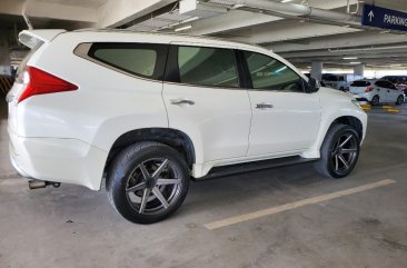 Selling White Mitsubishi Montero 2016 in Baliuag