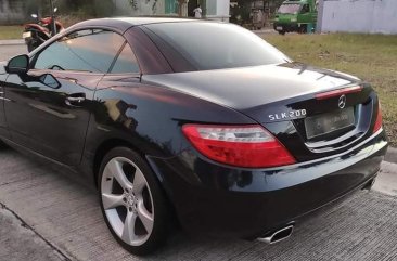 Selling Black Mercedes-Benz SLK200 2012 in Muntinlupa