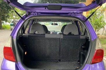 Selling Purple Honda Jazz 2005 in Malolos