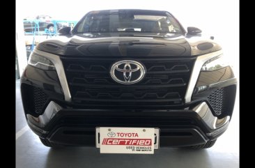 Selling Black Toyota Fortuner 2021 SUV at 8771 