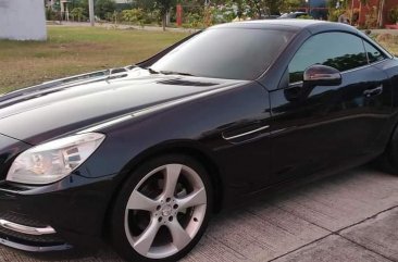 Selling Black Mercedes-Benz SLK200 2012 in Muntinlupa