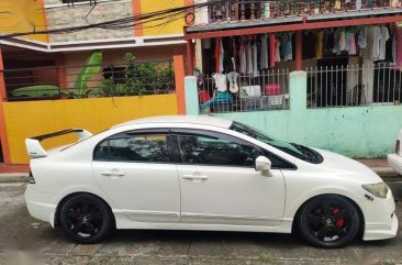 Sell Pearl White 2009 Honda Civic in Marikina