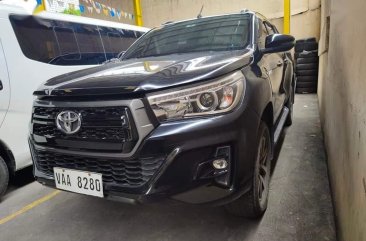 Selling Black Toyota Hilux 2021 in Quezon