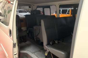 Selling Pearl White Toyota Hiace 2020 in San Juan