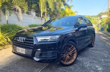 Selling Black Audi Q7 2019 in Malabon