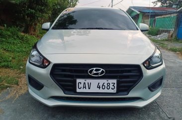 Sell Silver 2020 Hyundai Reina in Angeles
