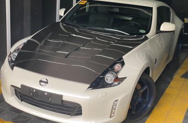 Selling White Nissan 370Z 2020 in Consolacion