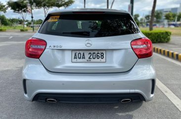 Selling Pearl White Mercedes-Benz A200 2014 in Pasig